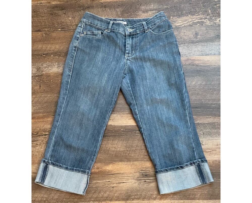 Chico's Premium  Lawson Crop Denim Jean Capris   Sz  Chicos 0 (Small)